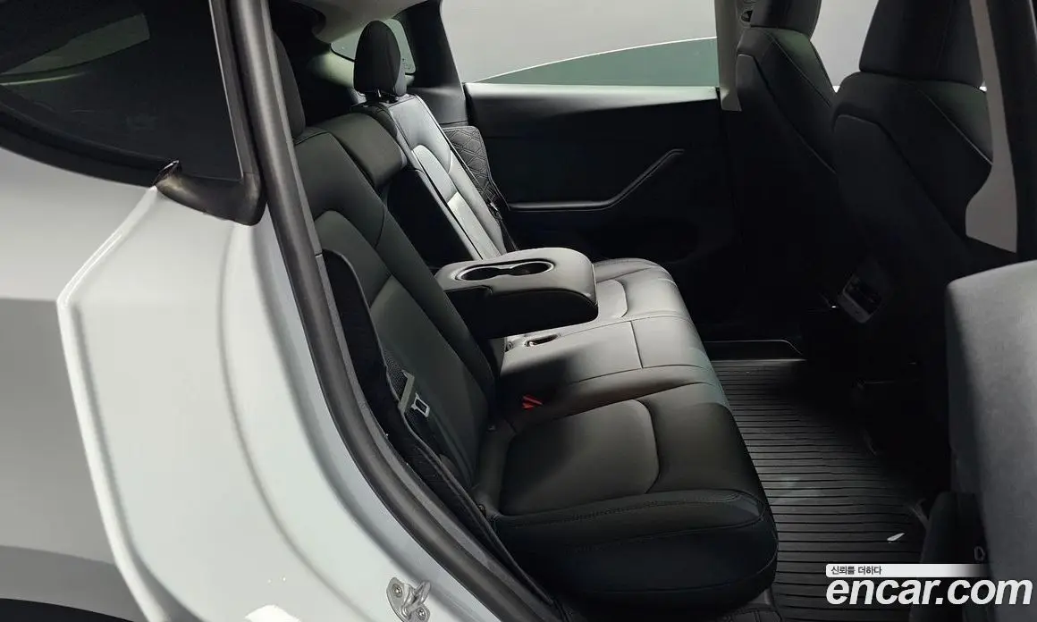 Tesla Model Y 2024 0.2 автомат (гидро), фото 18