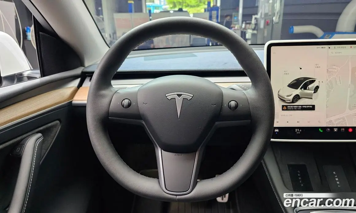 Tesla Model Y 2024 0.2 автомат (гидро), фото 19