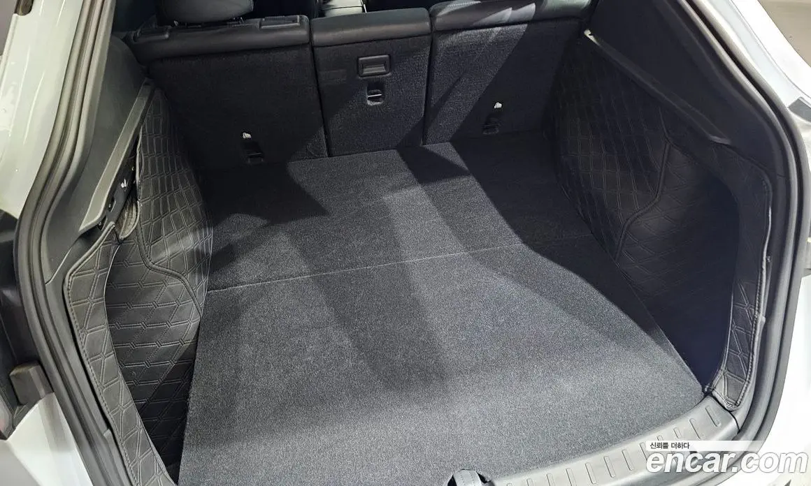 Tesla Model Y 2024 0.2 автомат (гидро), фото 29