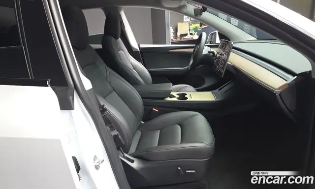 Tesla Model Y 2024 0.2 автомат (гидро), миниатюра 11 Tesla Model Y 2024 0.2 автомат (гидро), миниатюра 11