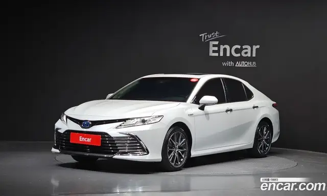 Toyota Camry 2024 2.5 автомат (гидро), миниатюра 1 Toyota Camry 2024 2.5 автомат (гидро), миниатюра 1