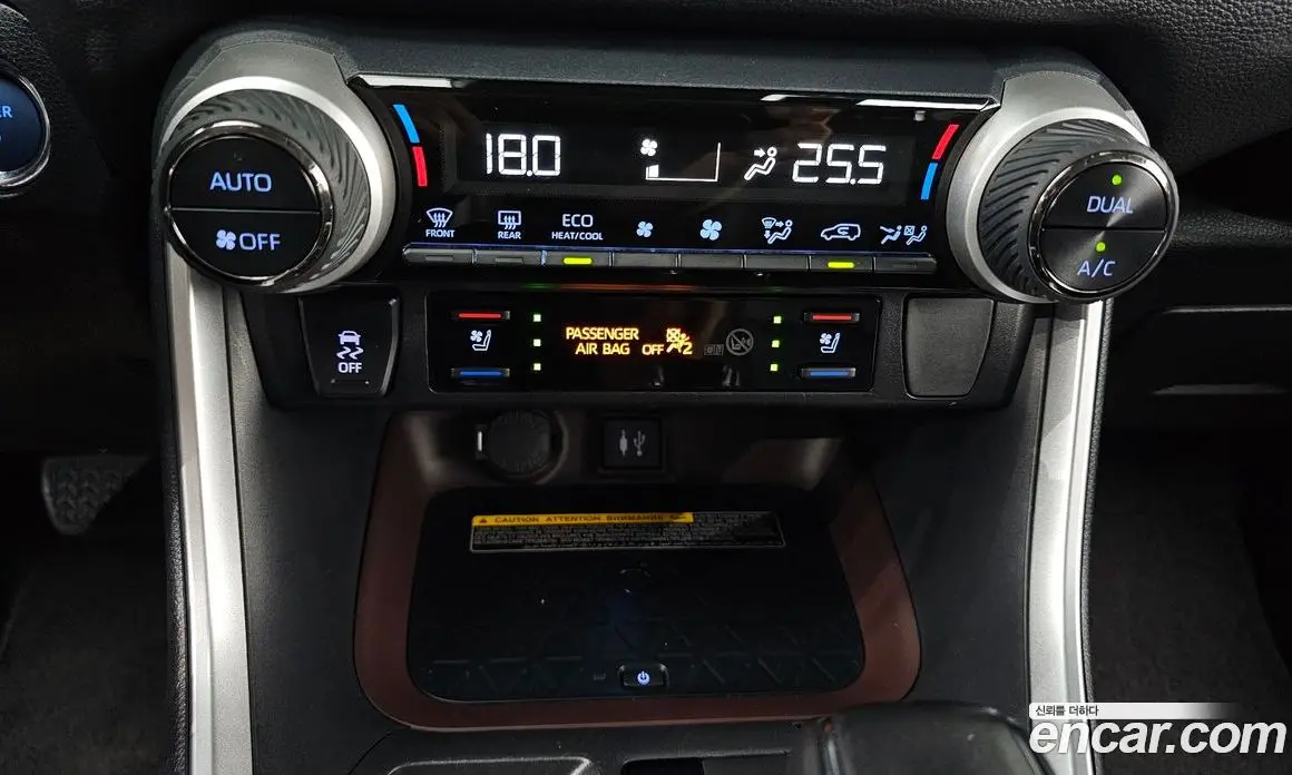 Toyota RAV4 2019 2.5 автомат (гидро), фото 26 Toyota RAV4 2019 2.5 автомат (гидро), фото 26
