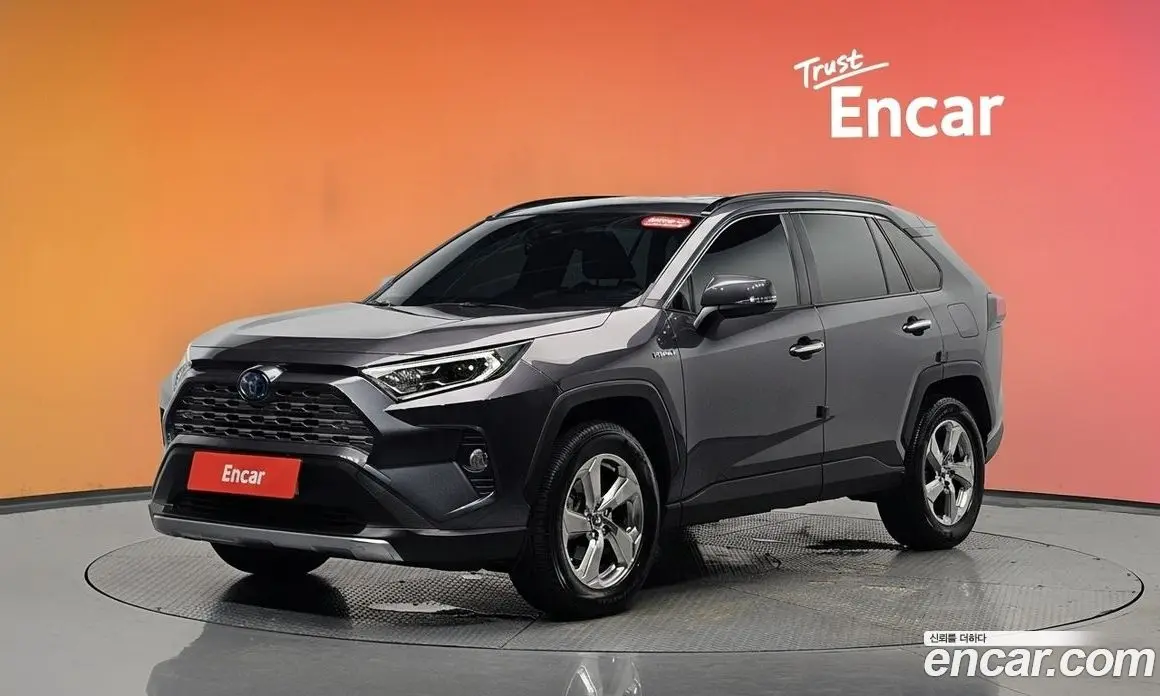 Toyota RAV4 2019 2.5 автомат (гидро), фото 35 Toyota RAV4 2019 2.5 автомат (гидро), фото 35