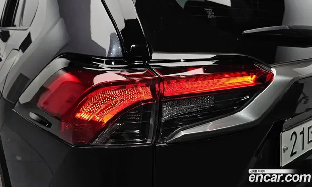 Toyota RAV4 2019 2.5 автомат (гидро), миниатюра 8 Toyota RAV4 2019 2.5 автомат (гидро), миниатюра 8