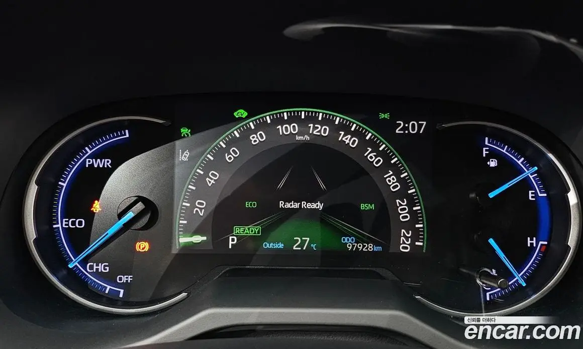 Toyota RAV4 2019 2.5 автомат (гидро), фото 10 Toyota RAV4 2019 2.5 автомат (гидро), фото 10