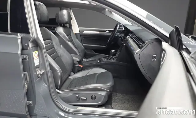 Volkswagen Arteon 2019 2.0 автомат (гидро), миниатюра 11