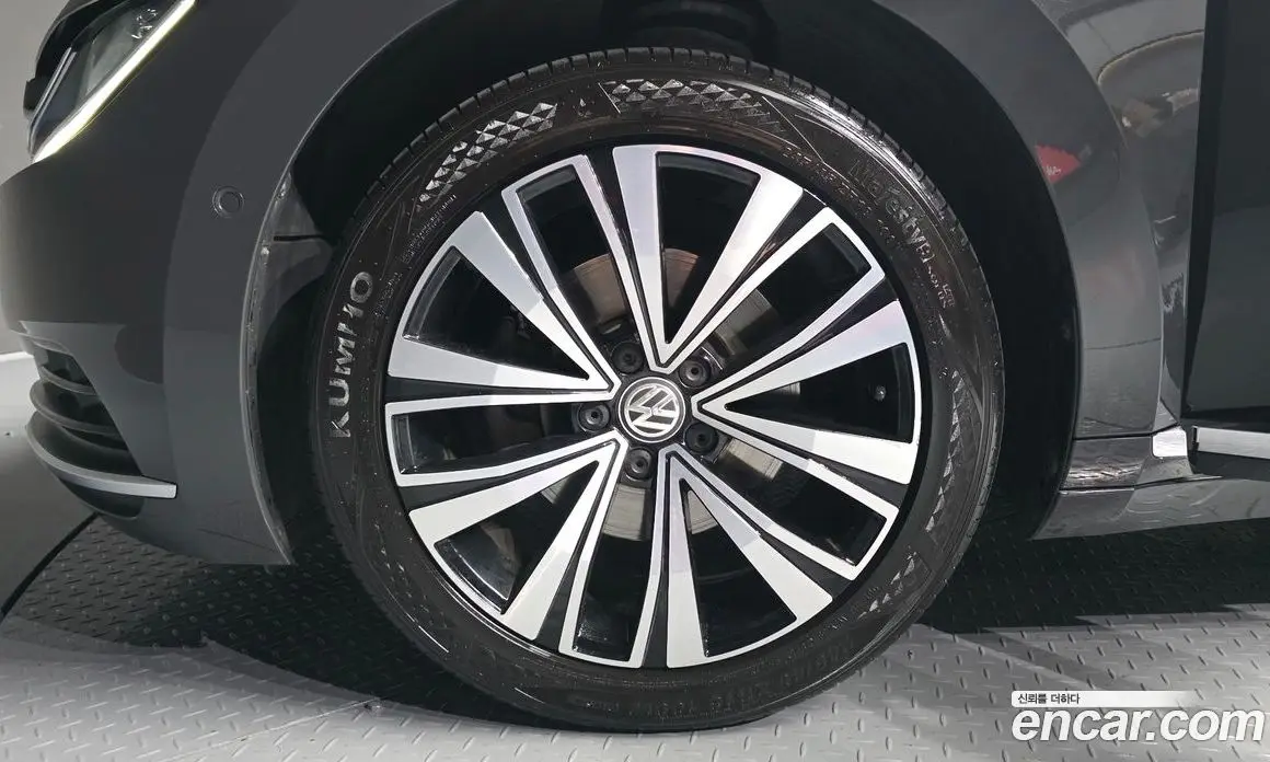 Volkswagen Arteon 2019 2.0 автомат (гидро), фото 5
