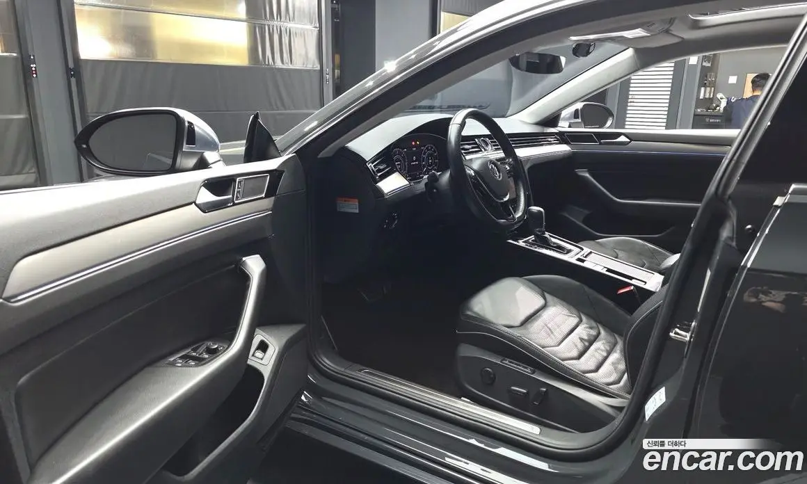 Volkswagen Arteon 2019 2.0 автомат (гидро), фото 10