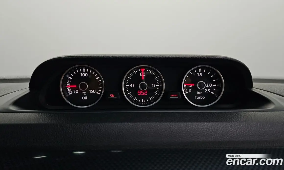 Volkswagen Beatle 2015 2.0 автомат (гидро), фото 16