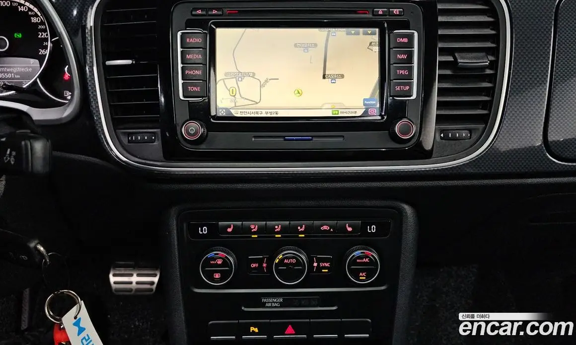 Volkswagen Beatle 2015 2.0 автомат (гидро), фото 17