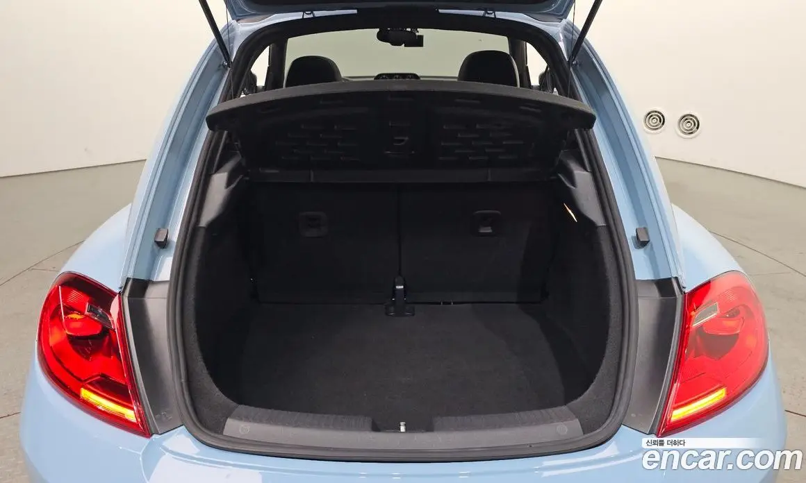 Volkswagen Beatle 2015 2.0 автомат (гидро), фото 20