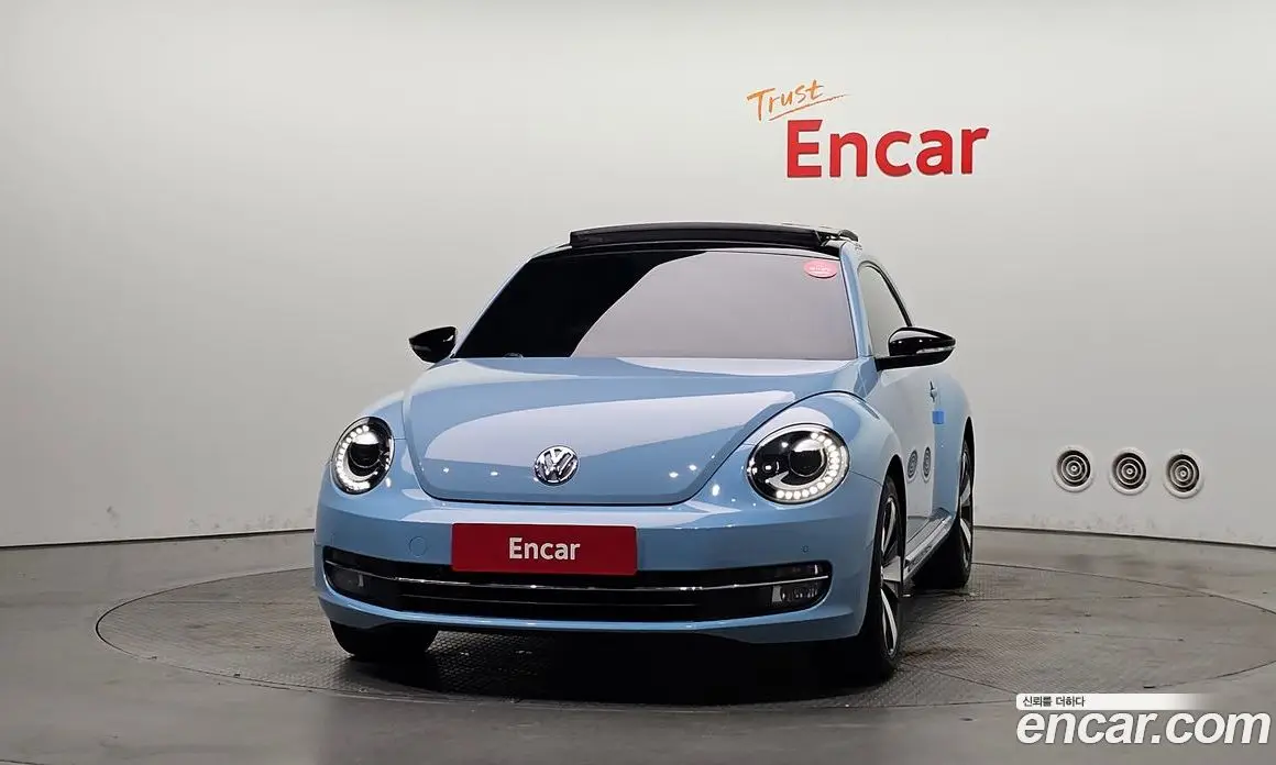 Volkswagen Beatle 2015 2.0 автомат (гидро), фото 3