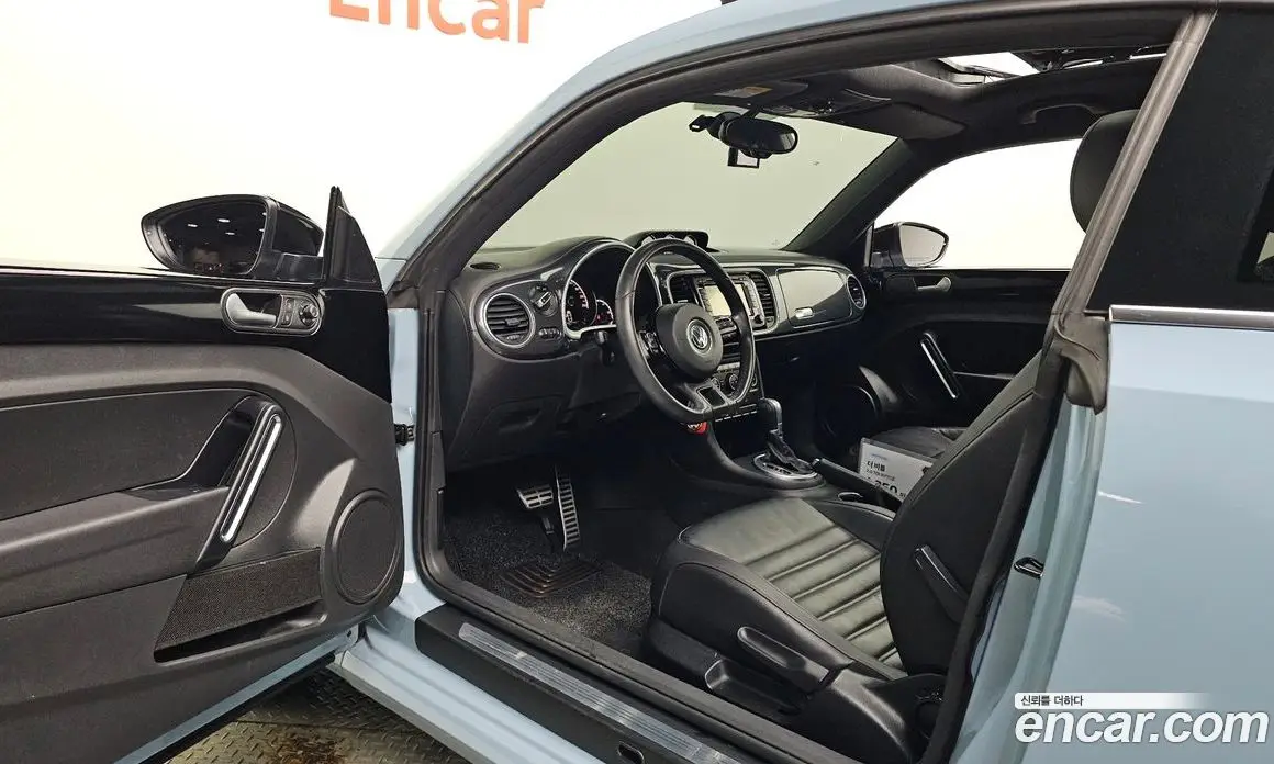Volkswagen Beatle 2015 2.0 автомат (гидро), фото 10