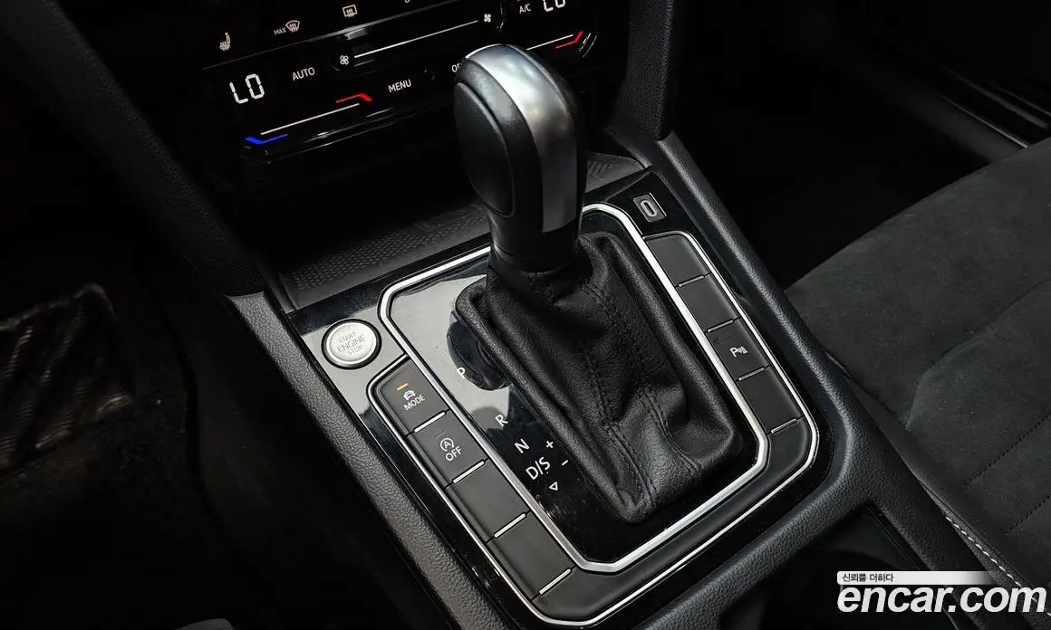 Volkswagen Passat 2022 2.0 автомат (гидро), фото 12