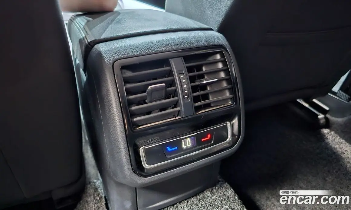 Volkswagen Passat 2022 2.0 автомат (гидро), фото 28