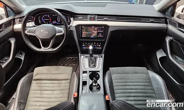 Volkswagen Passat 2022 2.0 автомат (гидро), миниатюра 10
