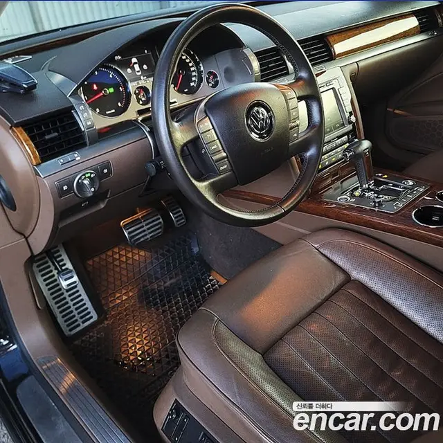 Volkswagen Phaeton 2013 3.0 автомат (гидро), миниатюра 6 Volkswagen Phaeton 2013 3.0 автомат (гидро), миниатюра 6