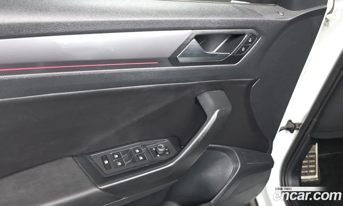 Volkswagen T-Roc 2021 2.0 автомат (гидро), фото 28