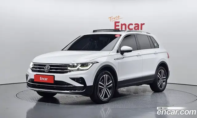Volkswagen Tiguan, 2022, 17 812 км