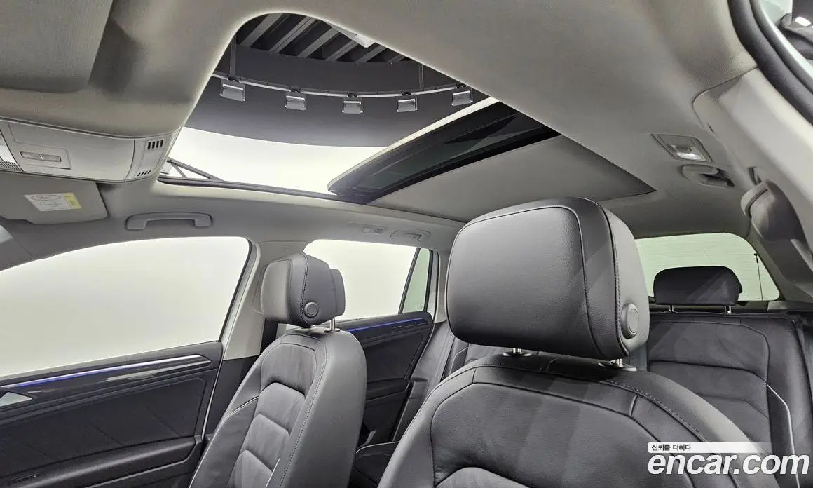 Volkswagen Tiguan 2022 2.0 автомат (гидро), фото 19