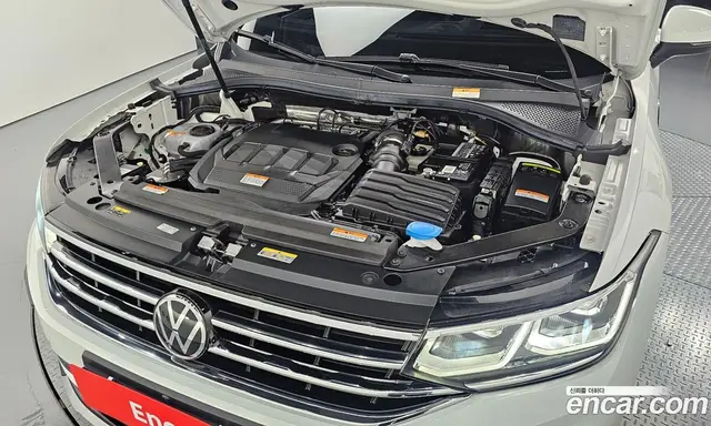 Volkswagen Tiguan 2022 2.0 автомат (гидро), миниатюра 6