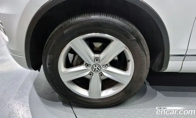 Volkswagen Touareg 2012 3.0 автомат (гидро), миниатюра 5 Volkswagen Touareg 2012 3.0 автомат (гидро), миниатюра 5