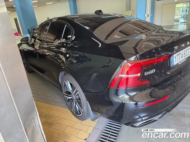 Volvo S60 2022 2.0 автомат (гидро), миниатюра 7