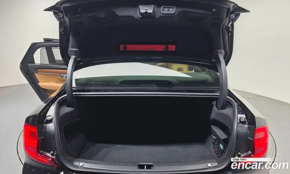 Volvo S90 2020 2.0 автомат (гидро), фото 26