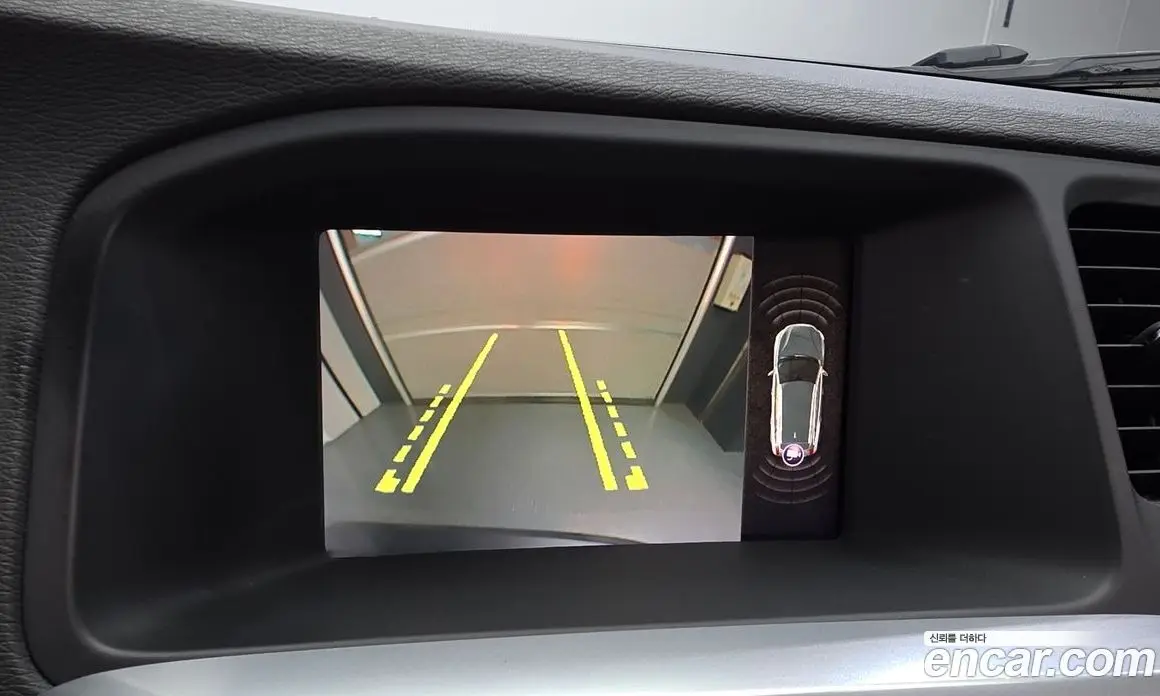 Volvo V60 2017 2.0 автомат (гидро), фото 14