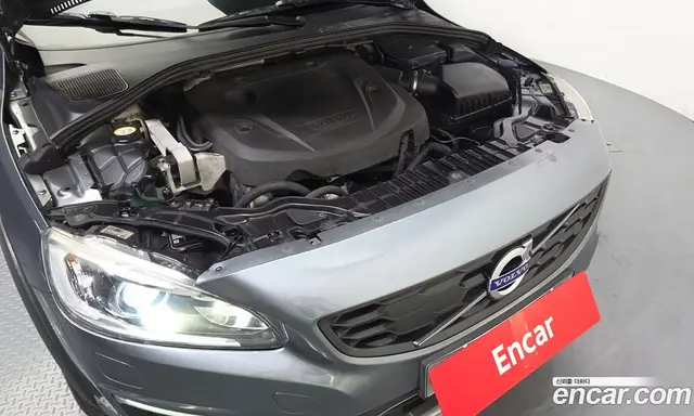 Volvo V60 2017 2.0 автомат (гидро), миниатюра 6