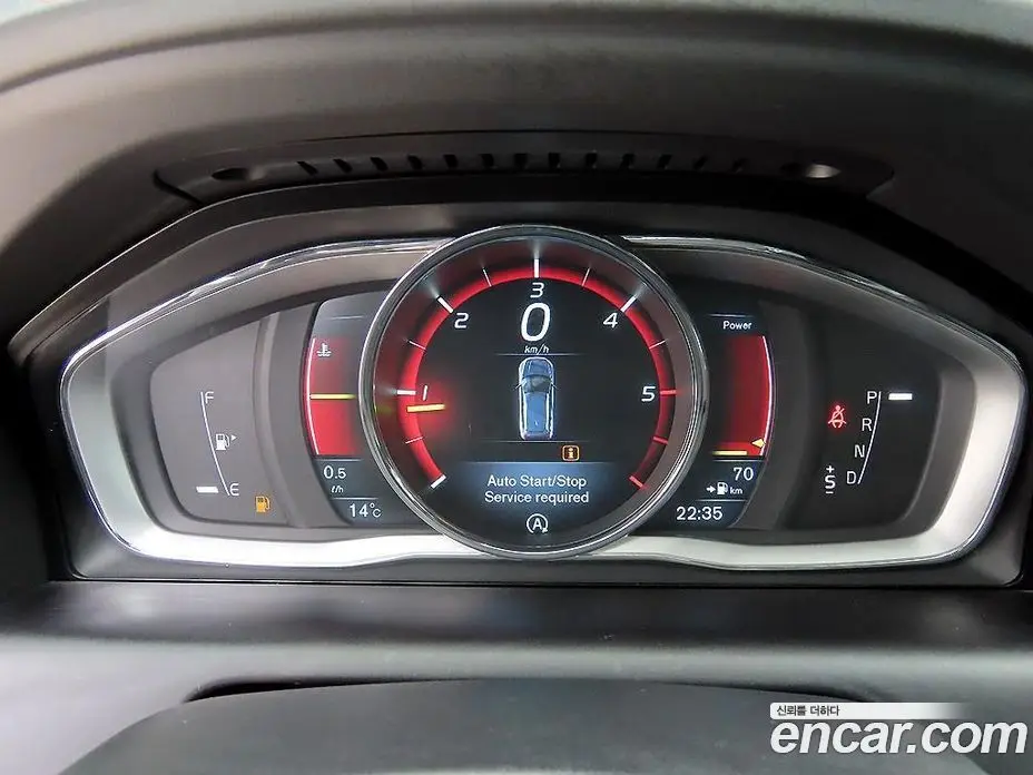 Volvo XC60 2015 2.0 автомат (гидро), фото 9