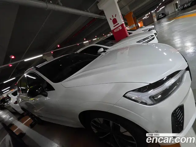 Volvo XC60 2025 2.0 автомат (гидро), миниатюра 2