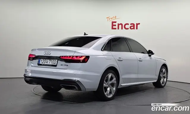 Audi A4 2021 2.0 автомат (гидро), миниатюра 2
