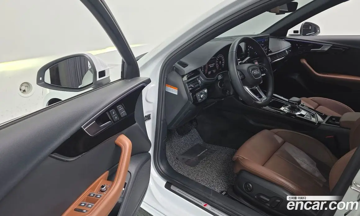 Audi A4 2021 2.0 автомат (гидро), фото 13