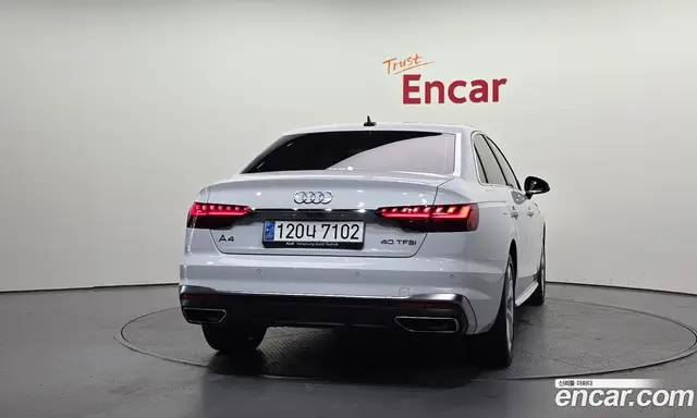 Audi A4 2021 2.0 автомат (гидро), миниатюра 4