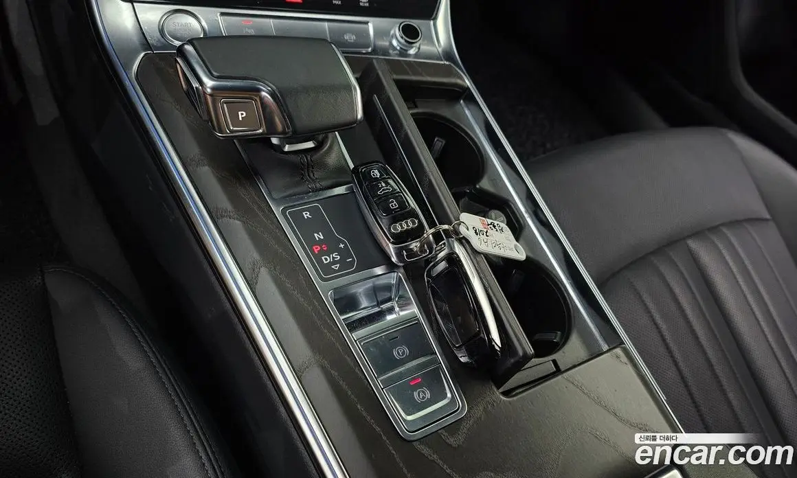 Audi A6 2020 2.0 автомат (гидро), фото 12