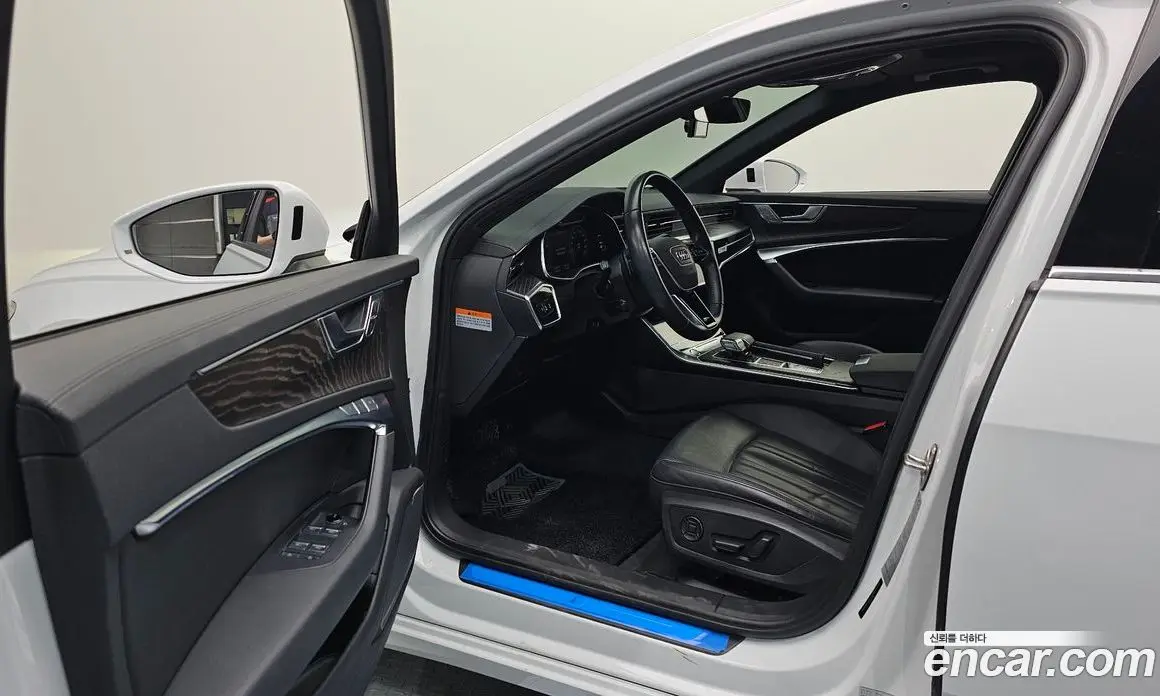 Audi A6 2020 2.0 автомат (гидро), фото 13