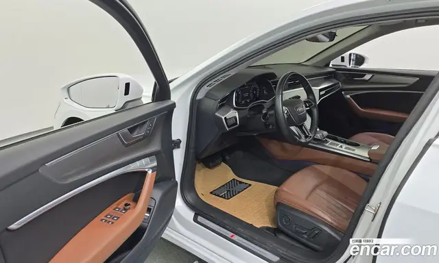Audi A6 2020 2.0 автомат (гидро), миниатюра 10