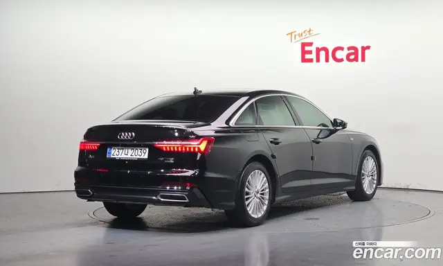 Audi A6 2021 2.0 автомат (гидро), миниатюра 2