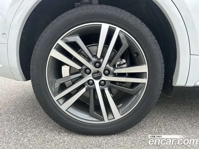 Audi Q5 2023 2.0 автомат (гидро), миниатюра 5