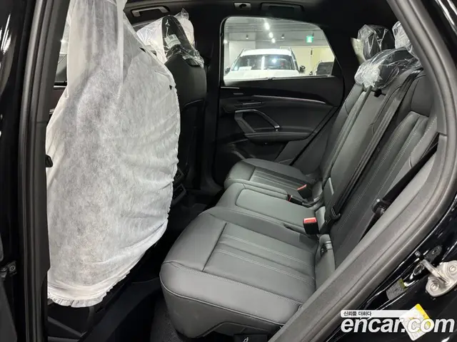 Audi Q5 2025 2.0 автомат (гидро), миниатюра 12