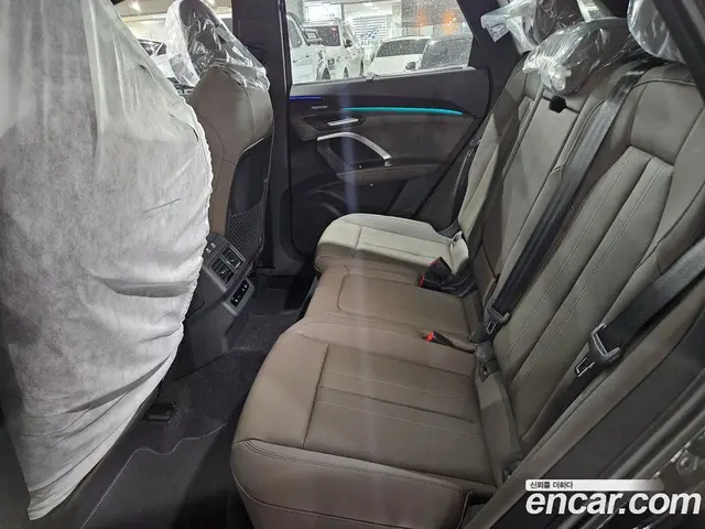 Audi Q5 2025 2.0 автомат (гидро), миниатюра 7