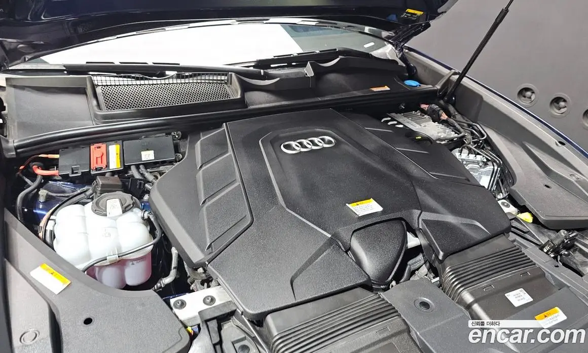 Audi Q8 2022 3.0 автомат (гидро), фото 6