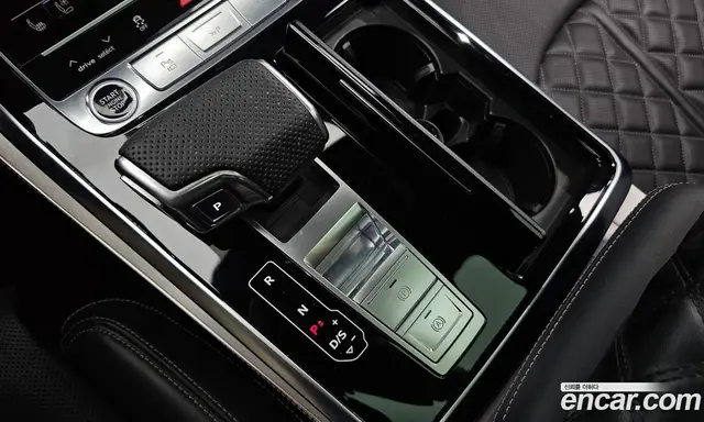 Audi Q8 2022 3.0 автомат (гидро), миниатюра 9