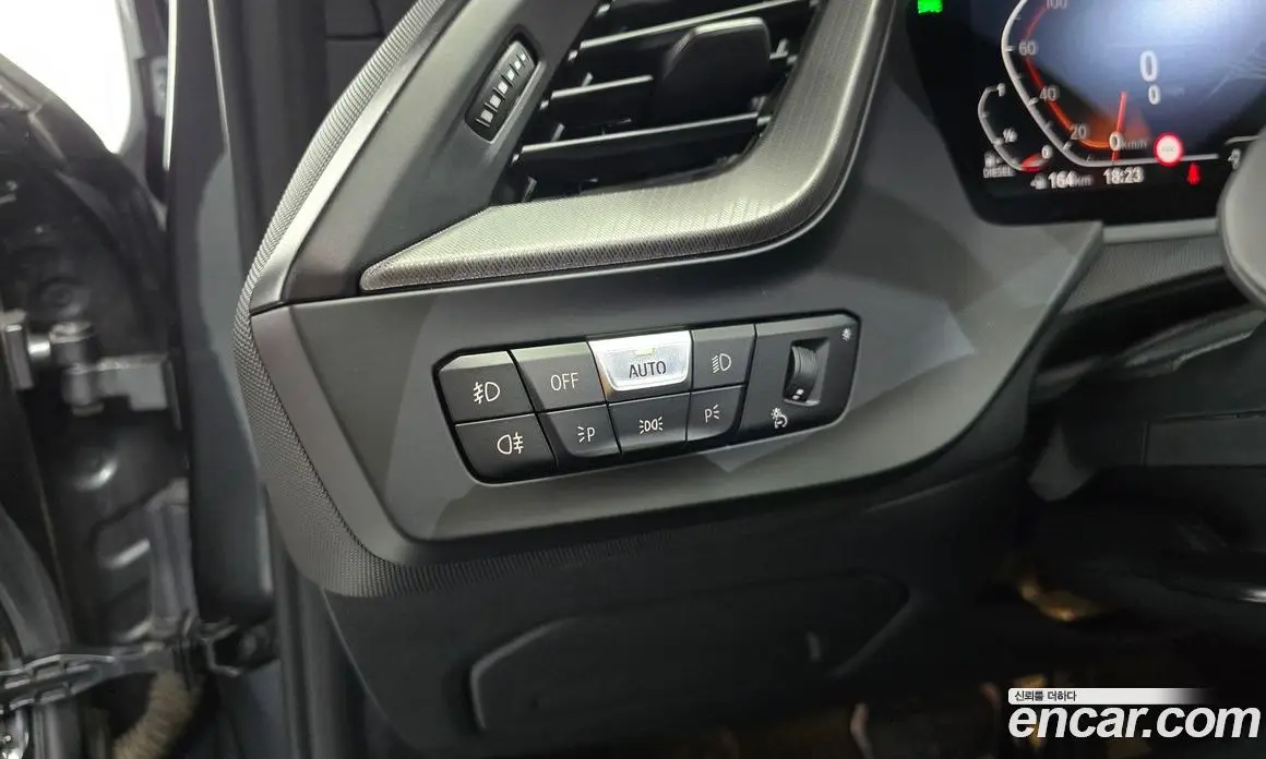 BMW 1 серия 2021 2.0 автомат (гидро), фото 26