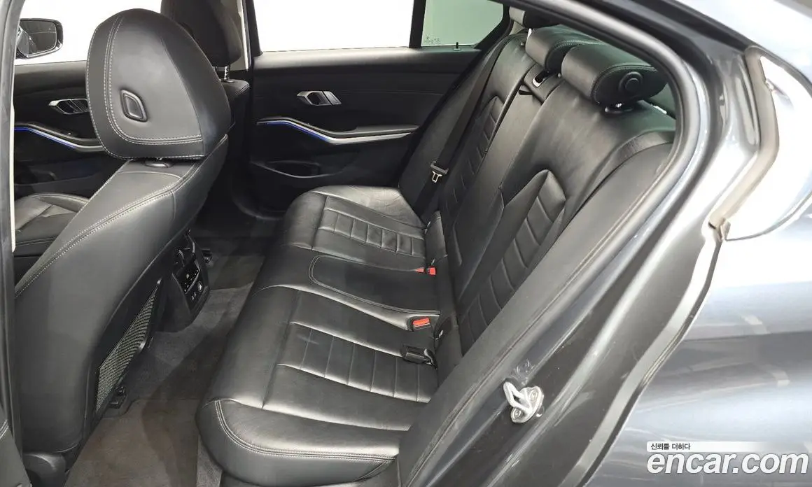 BMW 3 серия 2019 2.0 автомат (гидро), фото 17