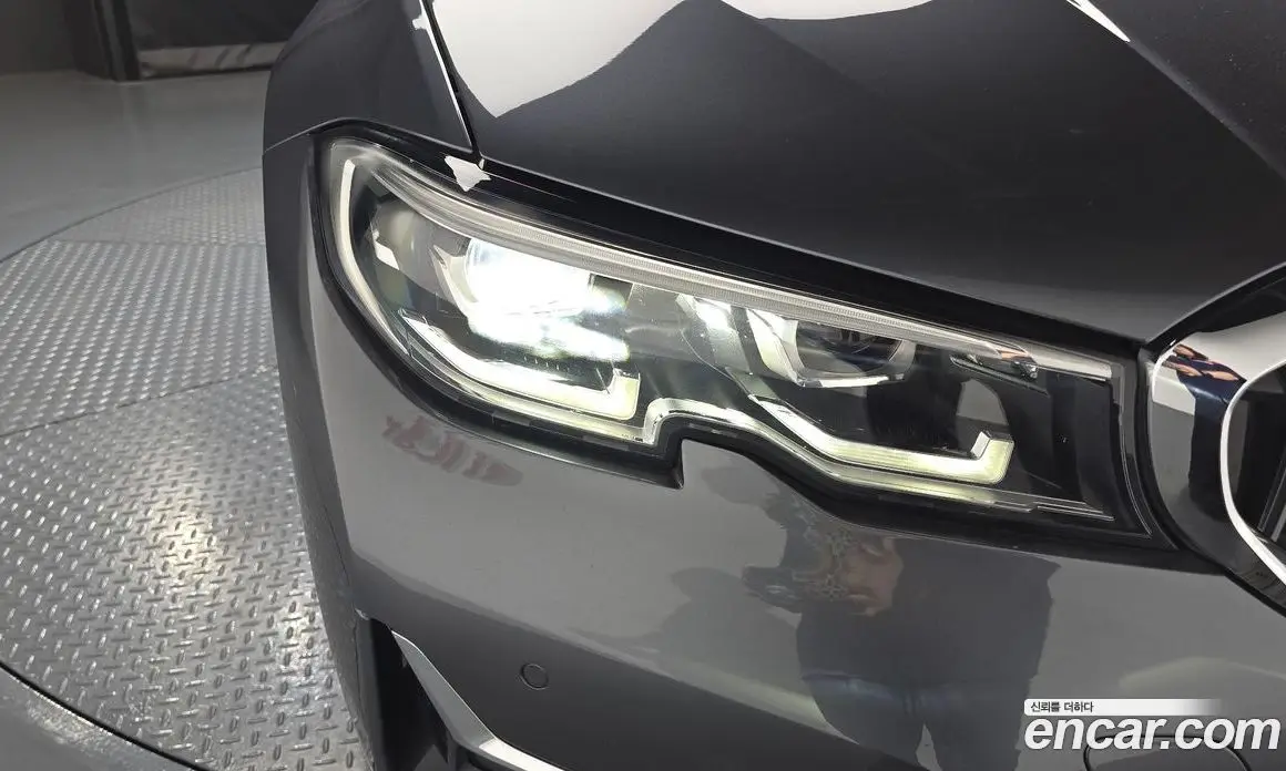 BMW 3 серия 2019 2.0 автомат (гидро), фото 8