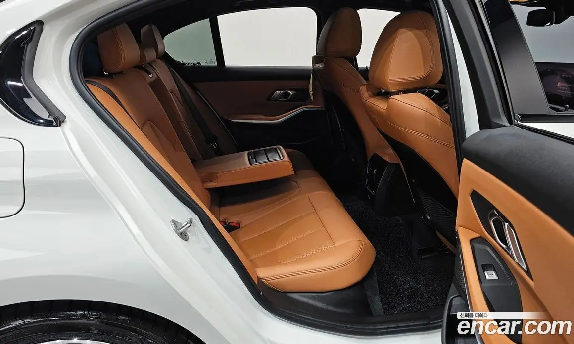 BMW 3 серия 2023 2.0 автомат (гидро), фото 17