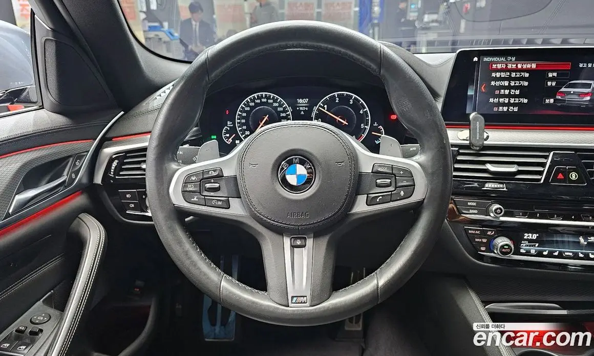 BMW 5 серия 2019 2.0 автомат (гидро), фото 19