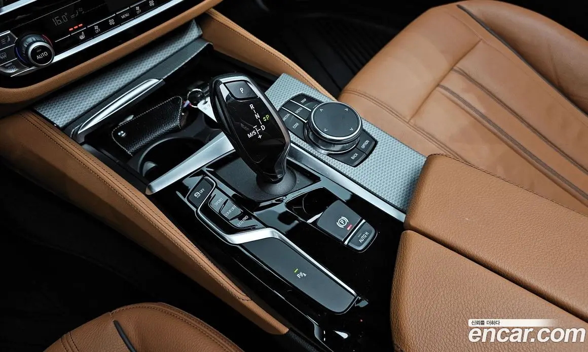 BMW 5 серия 2019 2.0 автомат (гидро), фото 11